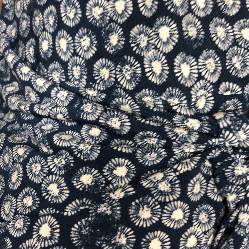 Spring wrap dress - Picture 2 of 3